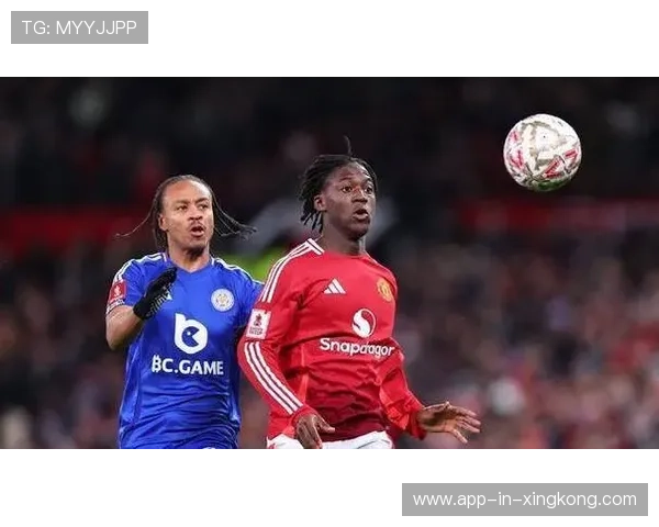 达洛特客串再掉链子?左翼卫人选成阿莫林痛点引发热议 达洛特客串再掉链子?左翼卫人选成阿莫林痛点引发热议