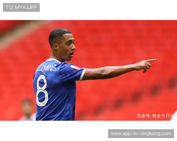 冬窗转会风向牌：谁将成为改变者？