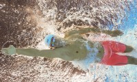 球迷体验创新：沉浸式VR赛前热身项目试点报告，vr 沉浸式体验
